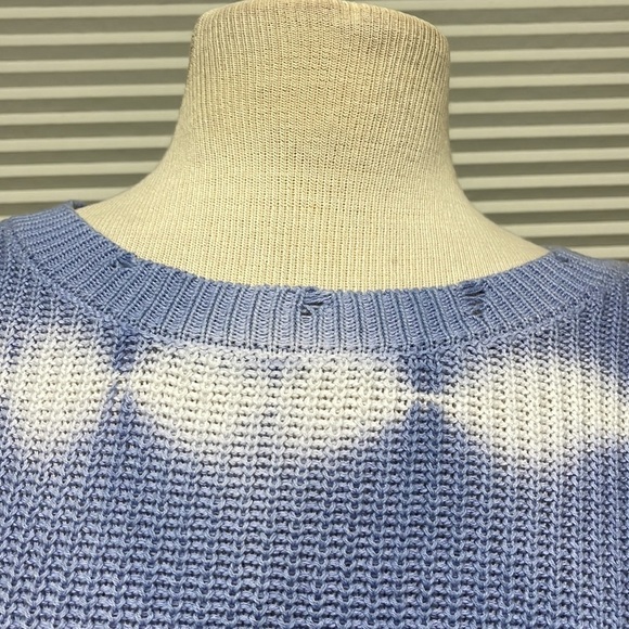 Maurices NWT Blue Tie Dye Destructed Pullover Sweater Size Small - Picture 3 of 13